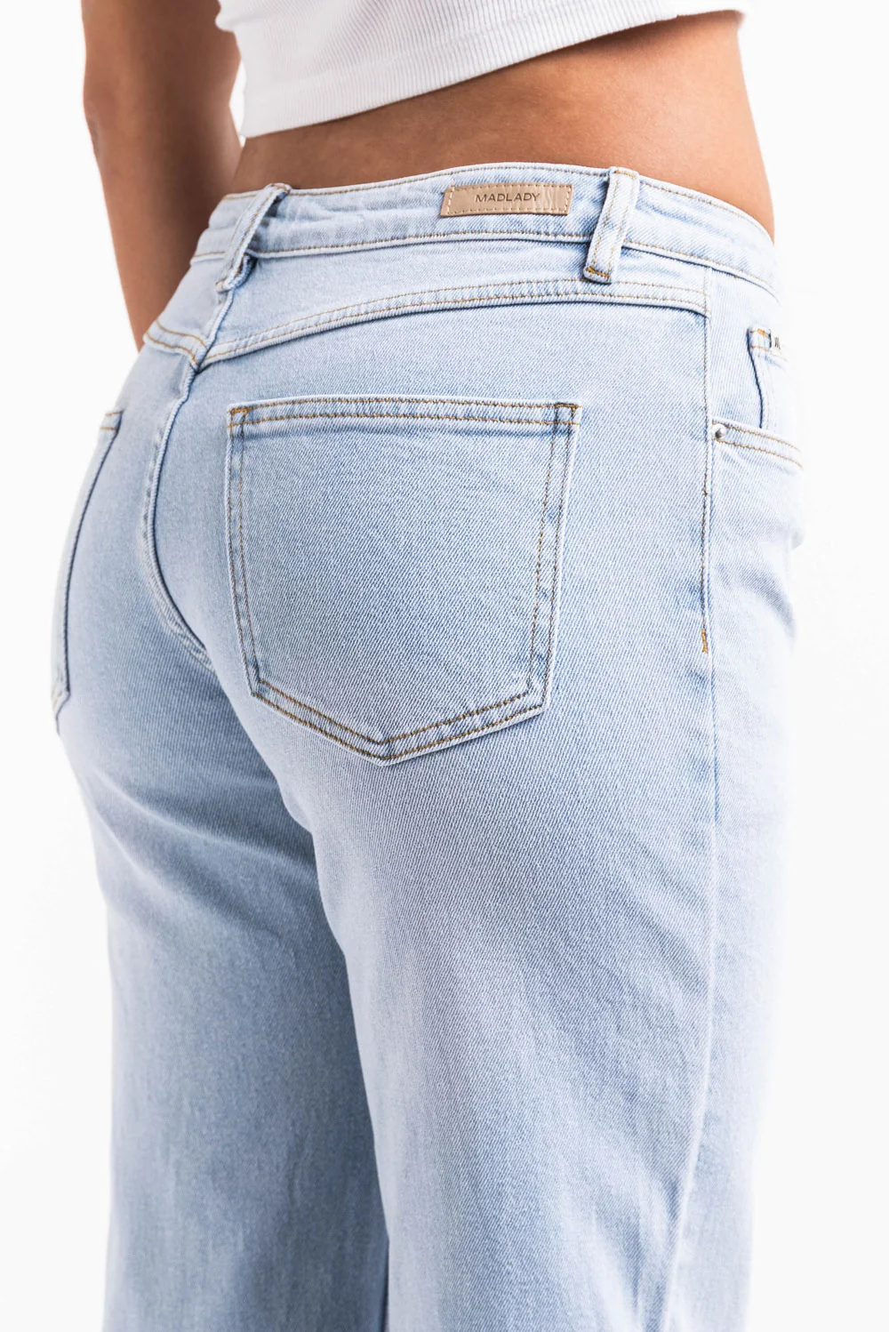 Dina 02Low Raka Jeans - Bleach Blue - Image 3
