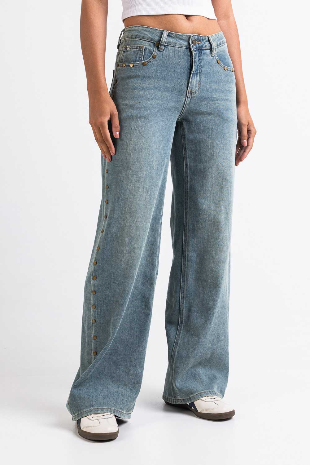 Mikka 03Mid Vida Jeans - Antique Blue Rivets - Image 4