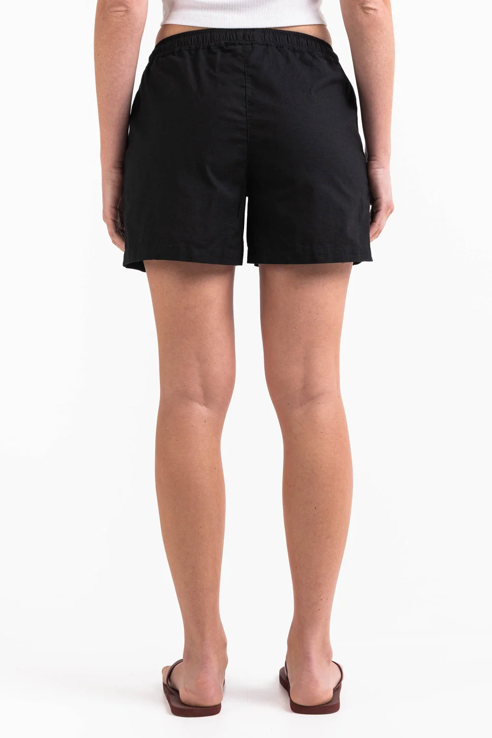 Mila 02Mid 12cm Linneshorts - Black - Image 2
