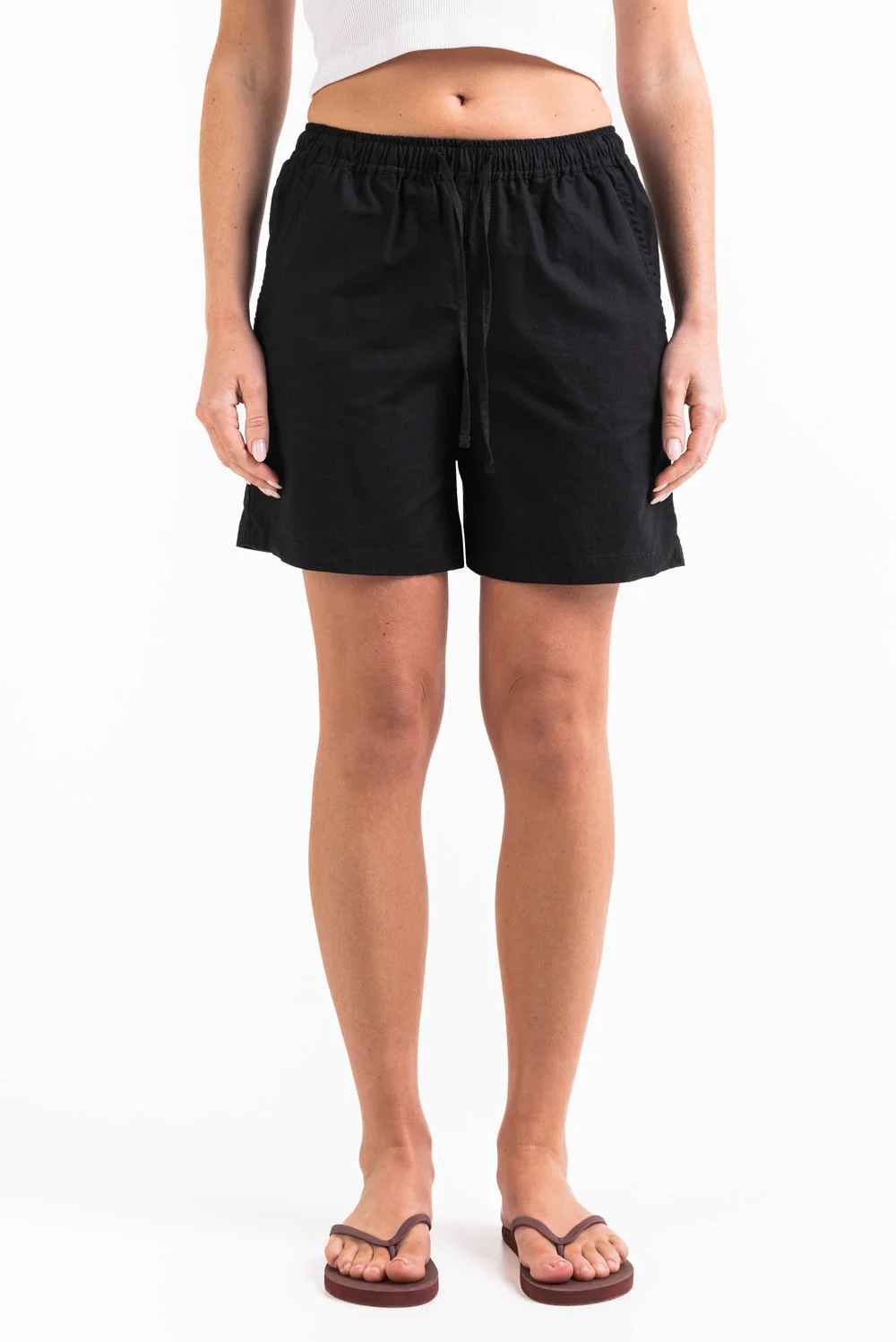 Mila 02Mid 17cm Linneshorts - Black