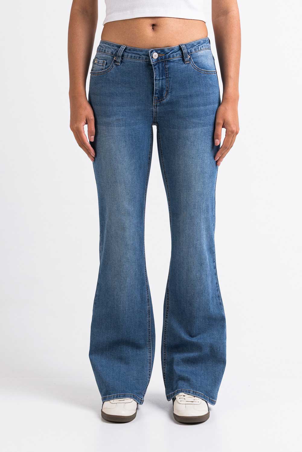 Taylor 02Low Bootcut Jeans - Denim Blue